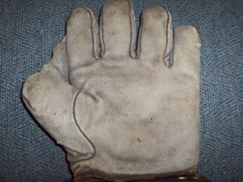 1910's D&M White Full Web Front